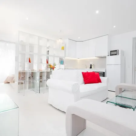 Apartment Crystal